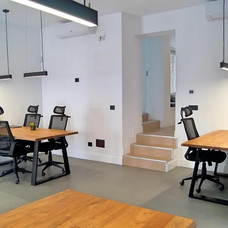 Worklife - Luxury & Coworking In * グラサレマ